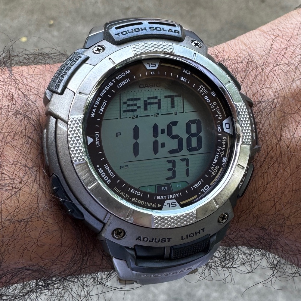 Casio Pro Trek Solar Prw-1000tj Chronograph Men's Watch